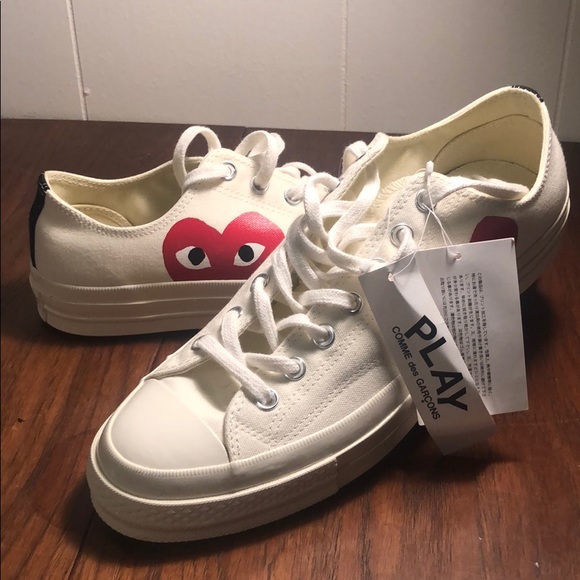 Comme des Garcons Other - Comme de Garçon PLAY x Converse Low Top Sneakers